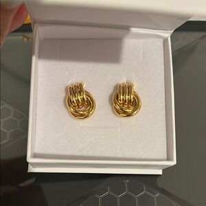 Chic Gold Knot Earrings - Similar to Heaven Mayhem